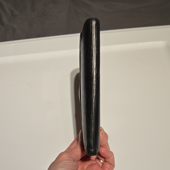 Louis Vuitton Epi Wallet - Picture 7 of 16